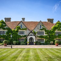 Boys Hall Front 3000